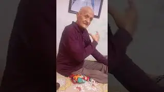 Papa ke sath Sukhdev Muni ki Katha Suna rahe hain 