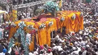 Sikh pilgrims from India and around the world arrive in Pakistan for annual religious festivities