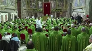 Vatican urges bishops to report sex abuse to authorities
