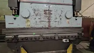 2003 YAWEI HYDRAULIC PRESS BRAKE MODEL WC67Y-250/4000, 250 TON X 13 FT.
