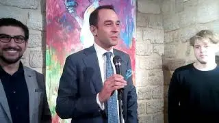 Открытие персональной выставки шведского художника Симона Арнса в Art Tower в Ичери шехер