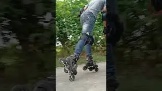One wheel skating #girlreaction #publicreaction #skatingshoes #stunt #skateshoes #firstreaction
