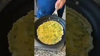 Difference between Hong Kong-style vs Chinese restaurant-style omelet