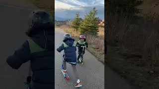 Scooter - Riding Kids #scooter