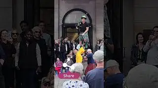 10' Unicycle & Bagpipes: Dazzling Street Act in Boston!