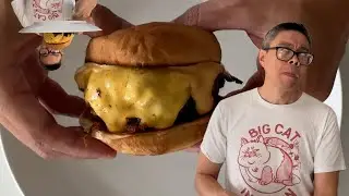 LIFE CHANGING BURGER? - Fried Gravy Burger Experiment