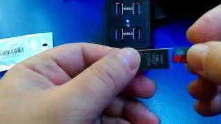 SpedCrd USB 2.0 Micro SD / TF Card Reader from Gearbest