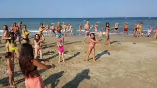 Balli di gruppo 2017 alla Spiaggia 90 Rimini 😍😍