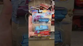Disney Pixar Cars the Movie Ramone Color Changer #Impala #Cars #Mattel