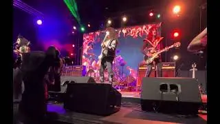 Kiss America - Deuce (live)