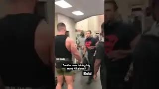 Не берите с собой в спортзал гантели, пока он там #спортзал #мма #фитнес #тяжелая атлетика #мышцы...