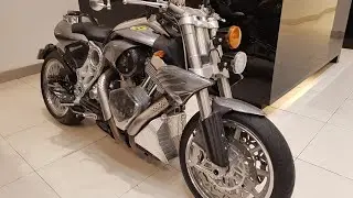 CR&S Duu 2000cc bike review (Urdu)