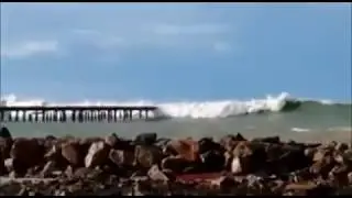 ONDAS GIGANTES EM FORTALEZA / RESSACA DO MAR.