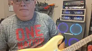 Fender Player Stratocaster (тест на металлические выводы) Quad Heartke 412 с 4 блоками питания Crate