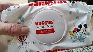 Cleaning 2022 Hayabusa rims with Baby wipes, baby wipes work on any rims...