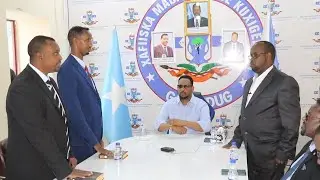 Madaxweyne kuxigeenka Galmudug Ali Dahir  Oo ka qayb galay munasabd lagu dhaarinayay Wasiiro Cusub