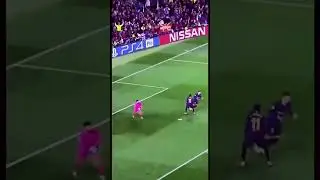 Messi's reaction to Dembele's miss vs Liverpool was heartbreaking 💔