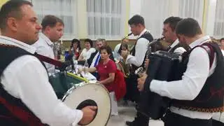 Hudobná skupina ARTIX - A na hure agaty...