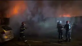 Incendiu &icirc;n centrul municipiului Tulcea! Pompierii intervin la fața locului