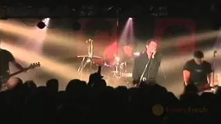 Toby Redd - Every Time I Run (LIVE 2003)