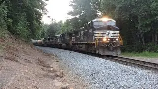 HD: NS 9135 leads NS Train 172 in Waco, GA