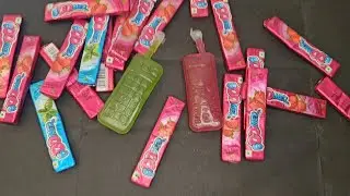 Some lot's of boomer chewing gum strawberry 🍓🍓 flavour and 2 mobile jelly 