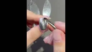 Laser Black-Silver Cat Eye Nail Tutorial | Easy Luxe Magnetic Art