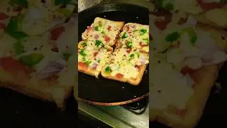 #🍞🥪 bread pizza🍕#if u like it PLZZ subscribe 🔔#