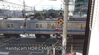HDR-CX680 vs HF G20