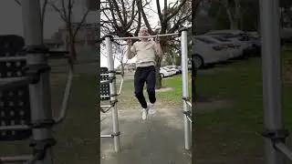 1 Finger Pull Up