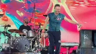 Paradise - Coldplay - Toronto, Canada, July 11, 2025