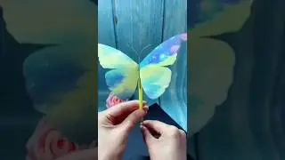 Easy Flapping Butterfly Craft/Paper craft/Easy Origami#papercraft #origami #shorts #youtubeshorts
