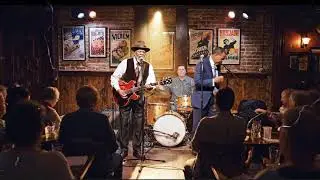 Deep Blues Guitar LIVE 🌙 Slow Blues for Relaxation | Soulful Night Mix 2025