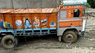 IMPHAL-JIRI HIGHWAY,MANIPUR   TATA 6 WHEELERS POWER #tata  #offroad  #truck #indianroads
