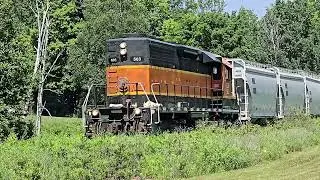 SD40 Dumps Sand Pulling 70 Cars, Losing Traction On Storage Track & Rocking Like It's Going Over!!