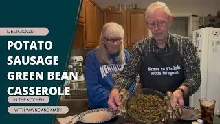 Запеканка из картофеля, копченых колбасок и зеленой фасоли | Ужин на двоих
