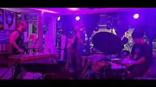 Trio Glossia live at Growl June 26th, 2025