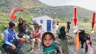 Hard conditions and hunger of Farida and Elnaz |  nomadic life