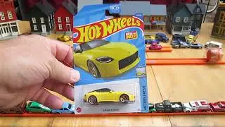 Nissan Z Proto 2022 Hot Wheels Factory Fresh 5/10 Toy Car Unboxing and Review Yellow