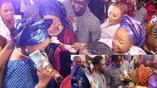 Mrs Biola Toto Abuga & Children dance to K1 D Ultimates Wasiu Ayinde songs Live Show