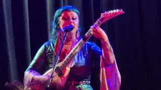 Nai Palm Roxy