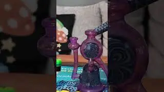 Another amazing piece in my glass collection Artist Dan Longdon #glassrig #art #420 #glasscommunity