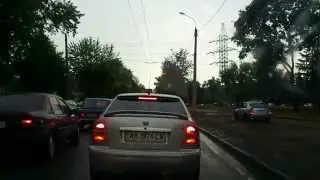 Нарушение ПДД. Езда по тротуару. Харьков, Московский проспект и ул.Плехановская