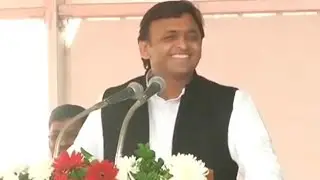 Watch | Akhilesh Yadav mocks BJP on demonetisation