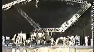 Korn Good god live England 1996