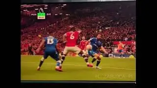 Paul Pogba brutally fouls Yerry Mina (02.10.2021 Man Utd-Everton)
