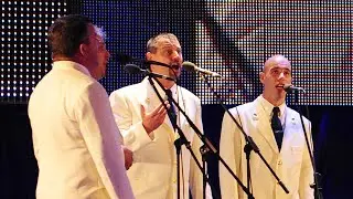 Ružo crvena - Klapa 