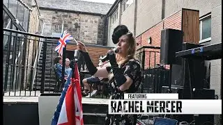 Rachel Mercer singing at the Yanks Weekend August 2022