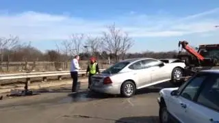 Two car crash in Flint briefly closes ramp to southbound I-475