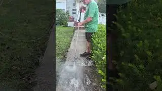 Pressure washing a concrete walkway with a turbo nozzle #diy #pressurewashing #turbonozzle